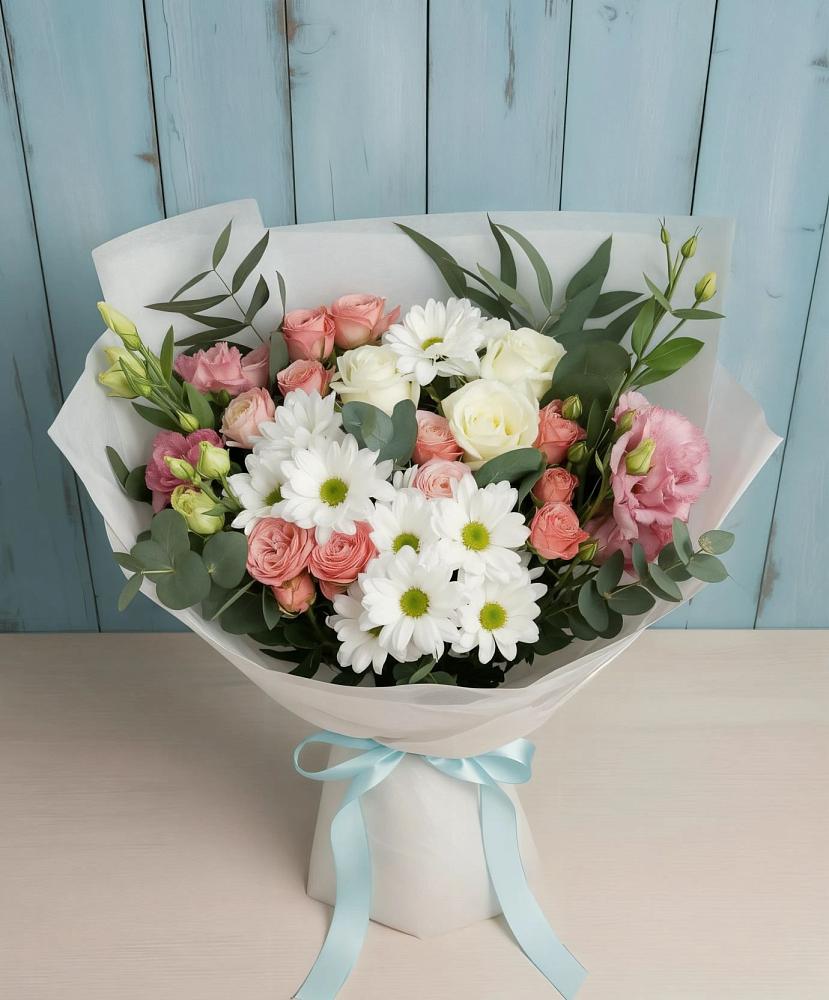 Букет цветов из: Розы, Лизиантусы и Хризантемы в Веселом