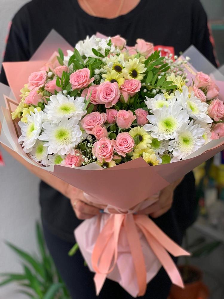 Букет цветов из: Розы и Хризантемы в Веселом