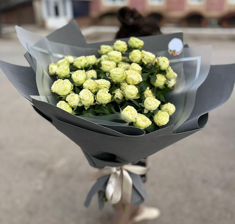 Белые кустовые розы Солинеро в Веселом Букет Белые кустовые розы Солинеро в Веселом