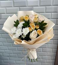 Букет цветов из:  Розы и Хризантемы в Веселом
