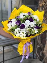 Букет цветов из:  Ирисы, Хризантемы и Ромашки в Веселом