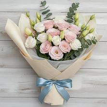 Букет цветов из:  Лизиантусы в Веселом