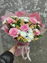 Букет цветов из:  Гвоздики, Орхидеи и Розы #REPLACE_PRED# Веселом