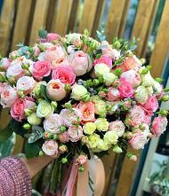 Букет цветов из:  Розы #REPLACE_PRED# Веселом