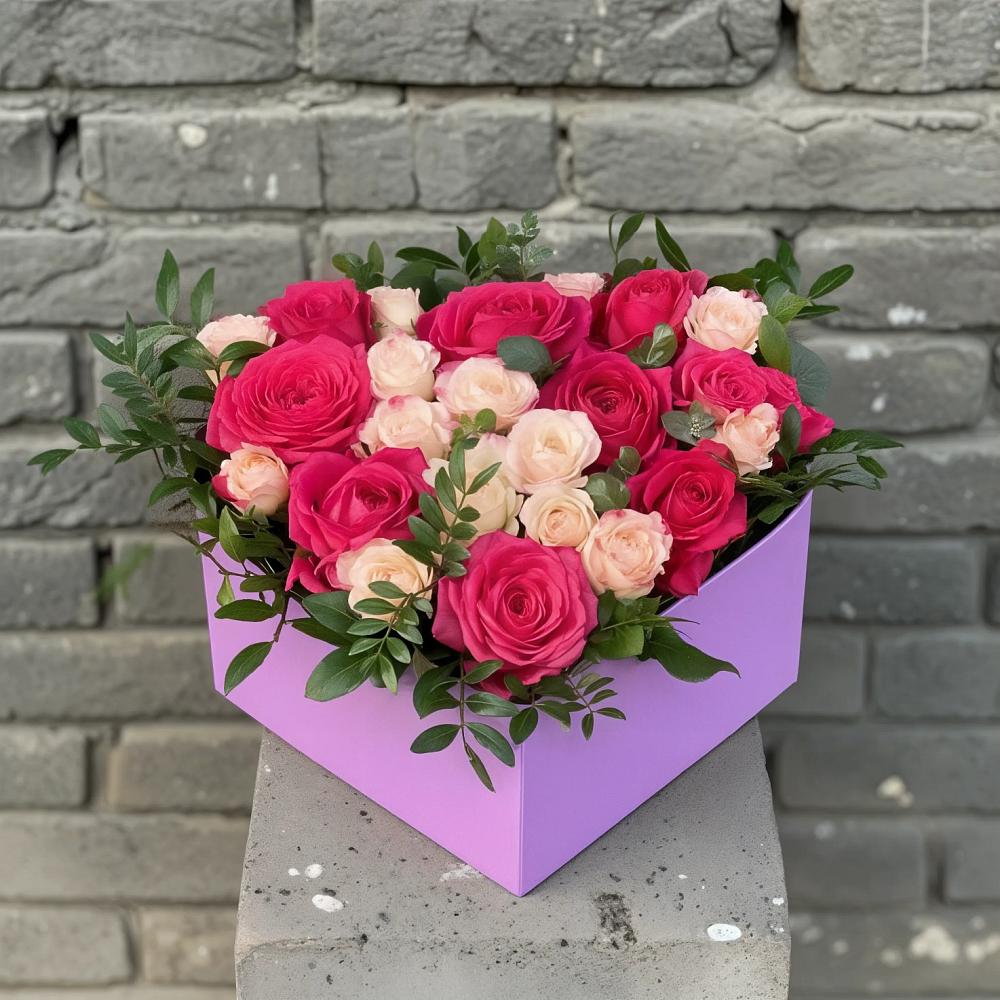 Цветочная композиция из Розы в коробке в Веселом