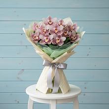 Букет цветов из:  Орхидеи и Розы в Веселом