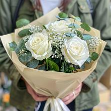 Букет цветов из:  Розы в Веселом