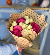 Букет цветов из:  Розы #REPLACE_PRED# Веселом
