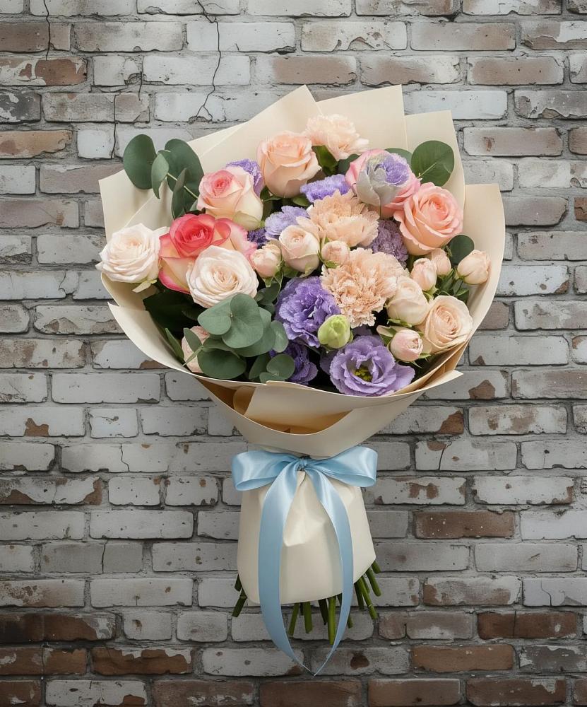 Букет цветов из: Розы, Лизиантусы и Гвоздики в Веселом