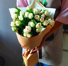 Букет цветов из:  Розы #REPLACE_PRED# Веселом