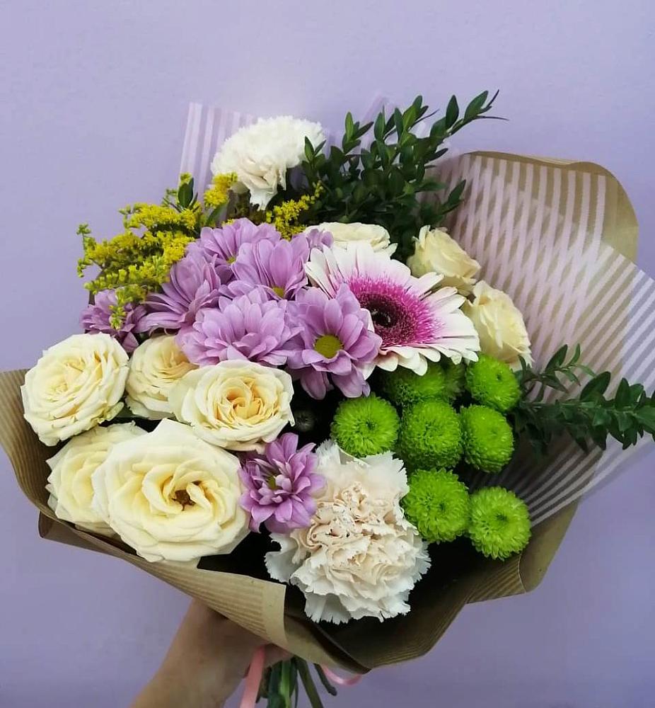 Букет цветов из: Хризантемы, Розы, Гвоздики и Герберы в Веселом