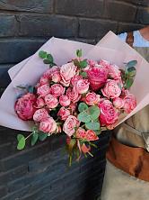 Букет розы в пальмах в Веселом Букет цветов из: Розы в Веселом