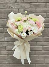 Букет цветов из:  Гвоздики, Розы, Лизиантусы и Хризантемы в Веселом