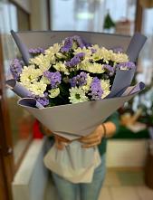 Букет цветов из:  Хризантемы #REPLACE_PRED# Веселом