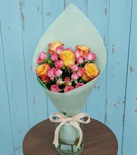 Букет цветов из:  Розы #REPLACE_PRED# Веселом