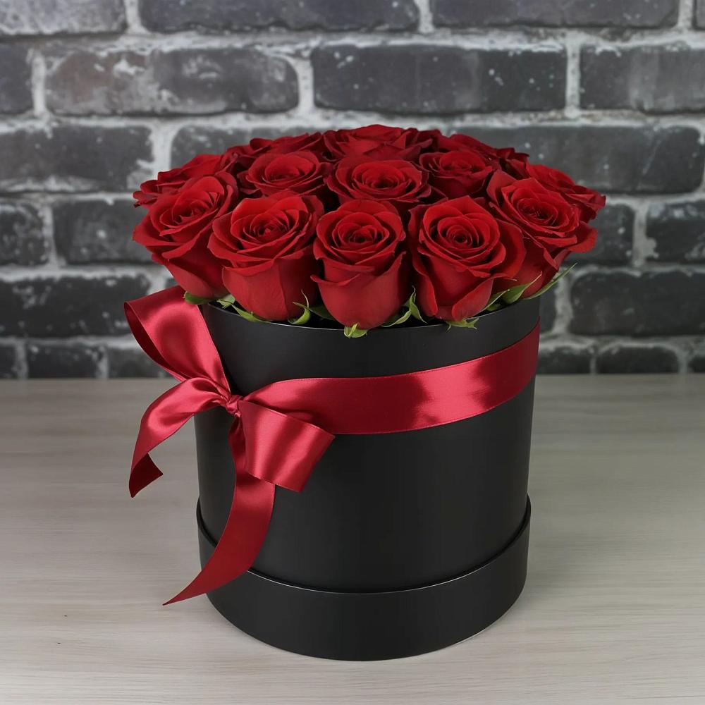 Цветочная композиция из Розы в шляпной коробке в Веселом