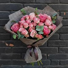Букет цветов из:  Розы в Веселом